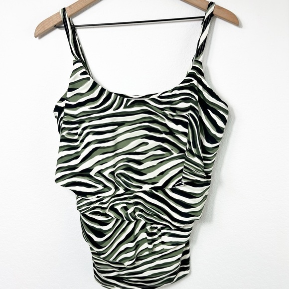 COCO REEF 40C GREEN AURA PRINTED TIERED TANKINI SWIMMING TOP BRAND NEW WITH TAGS - Picture 2 of 8